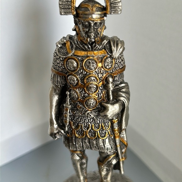 Medieval Knight and Roman Soldier Figurine Set - Veronese 4" - Picture 10 of 14